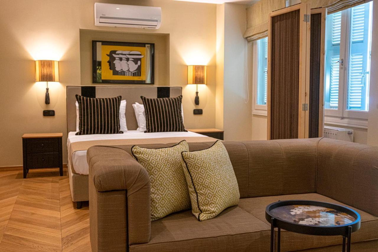 Ipelhome - Plaka Boutique Apartments Atina Dış mekan fotoğraf