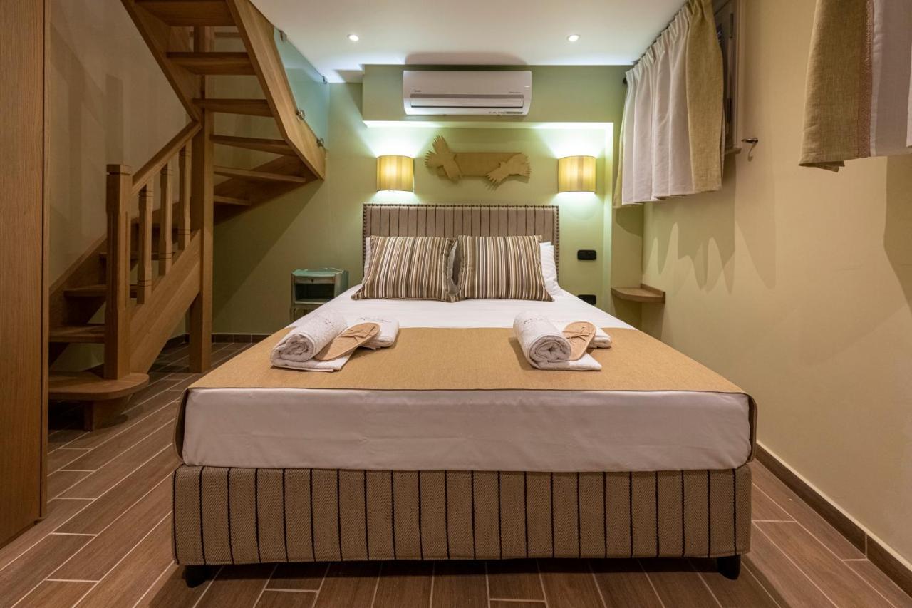 Ipelhome - Plaka Boutique Apartments Atina Dış mekan fotoğraf