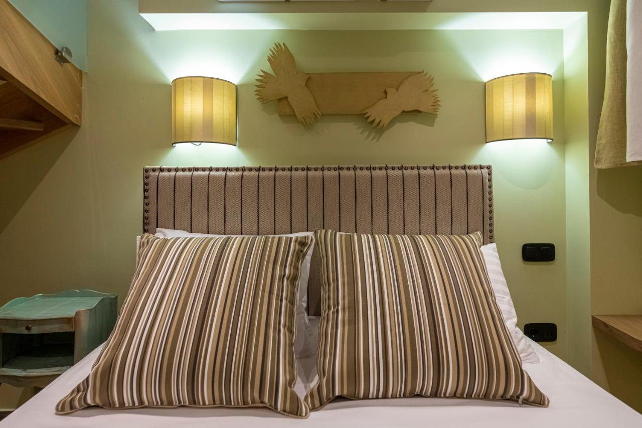 Ipelhome - Plaka Boutique Apartments Atina Dış mekan fotoğraf