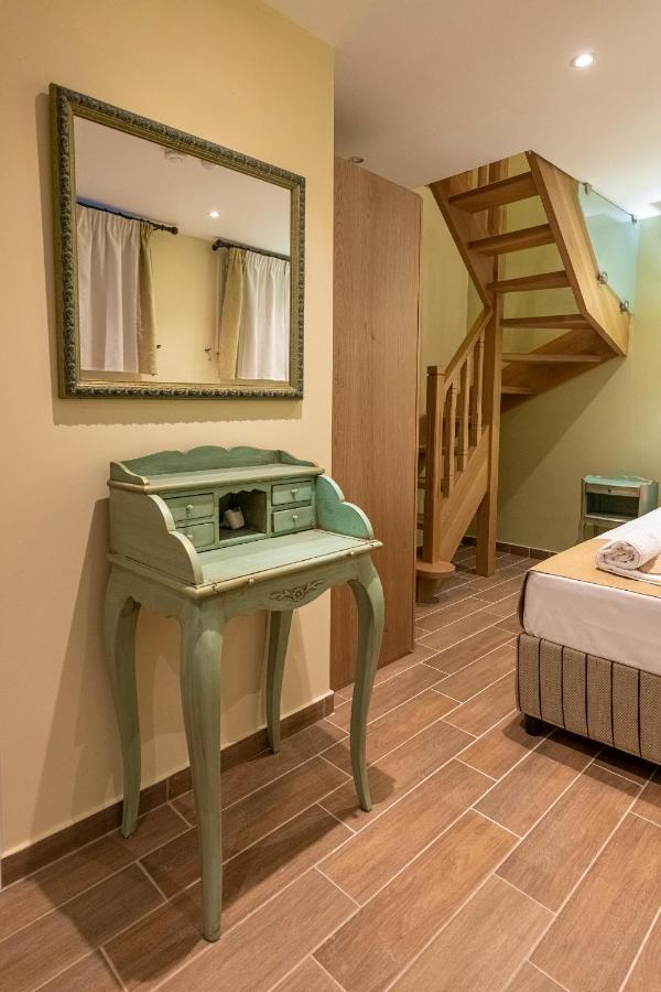 Ipelhome - Plaka Boutique Apartments Atina Dış mekan fotoğraf